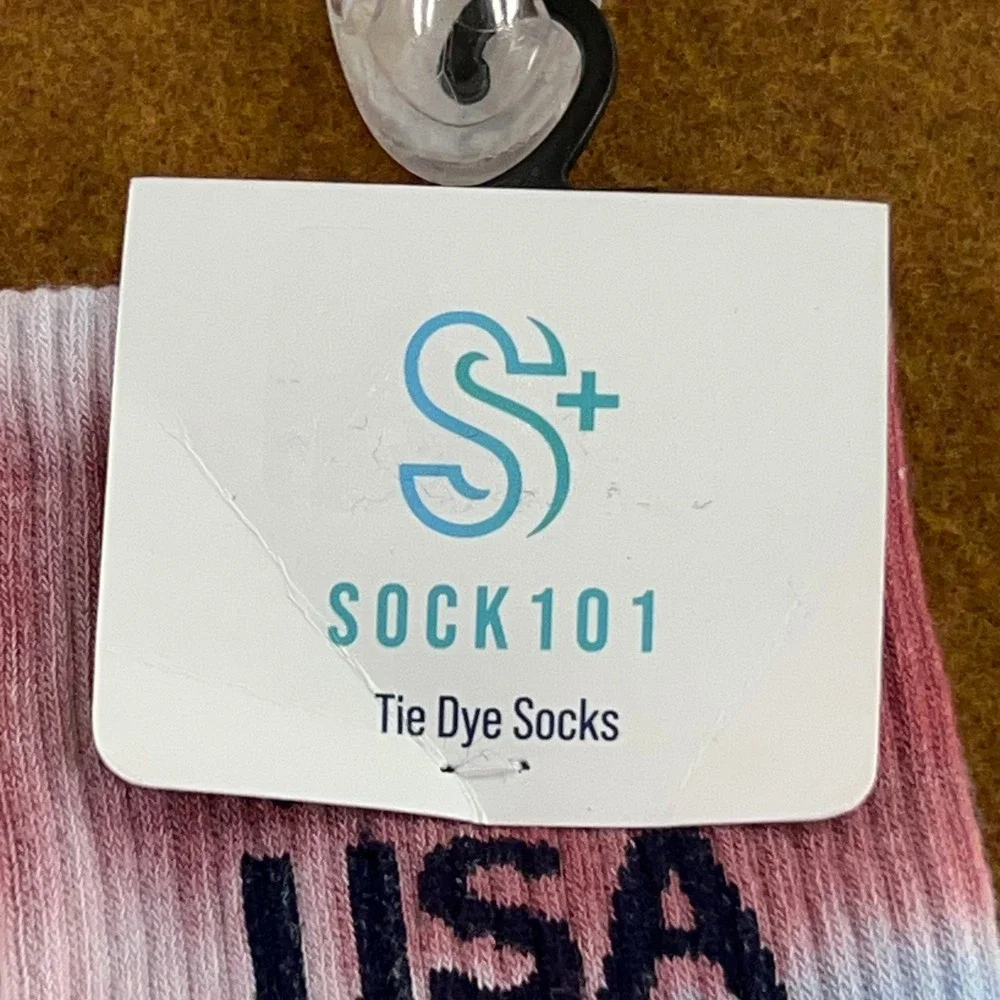 Sock 101 Unisex OS Red White Blue USA Tie Dye Crew Socks NWT